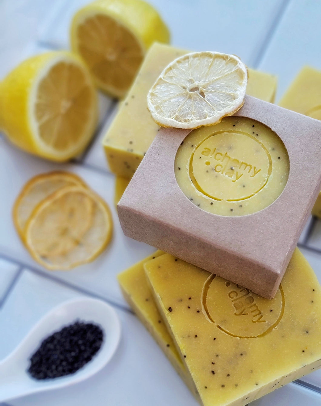 Fresh Lemon Citrus Poppy Handcrafted Soap, Top Seller, A Popular Working  Hands Men's Soap Gift for Mechanics, Rugged Men, Gardeners, Farmers 